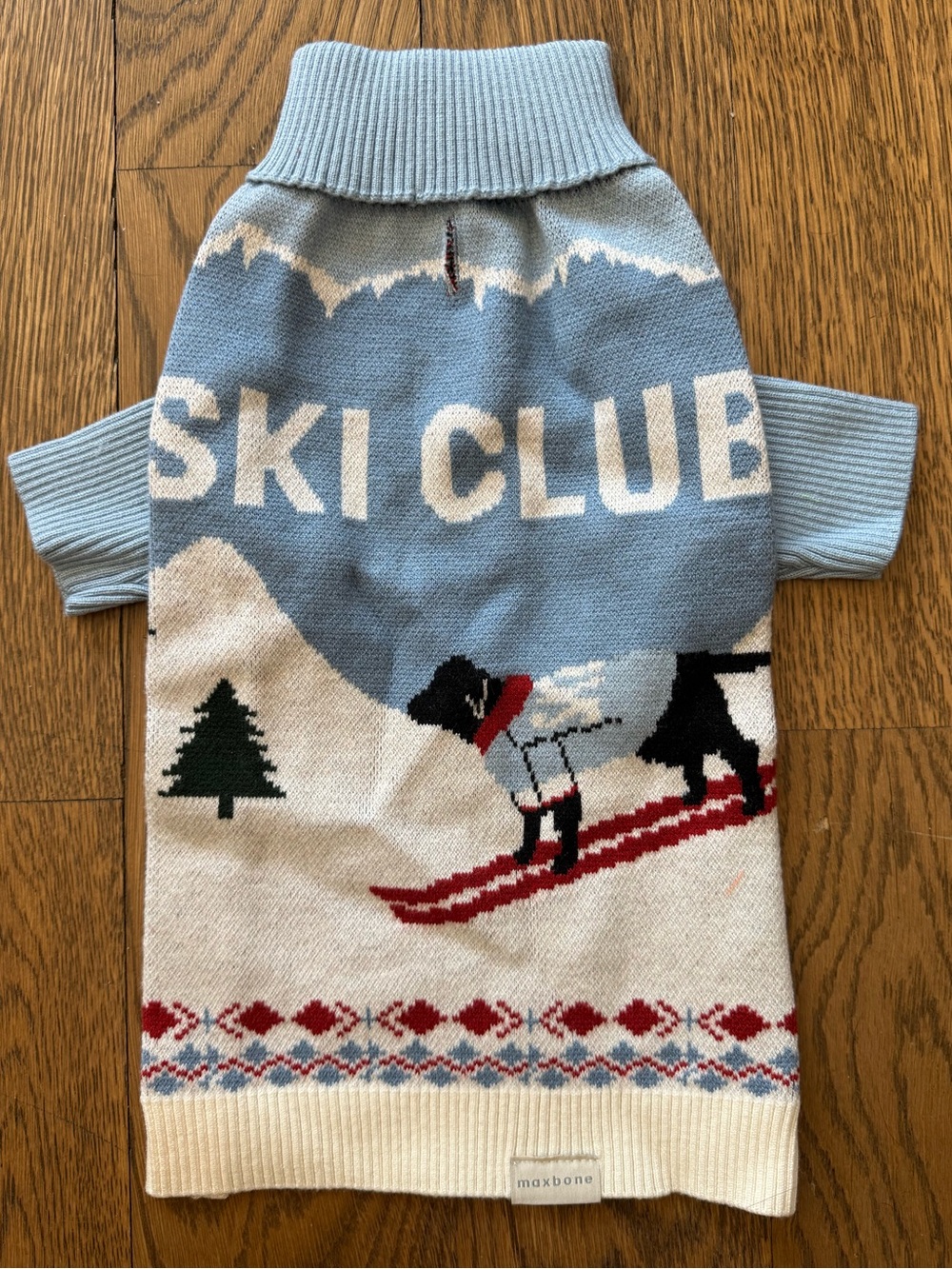 MAXBONE Ski Club Knit Dog Sweater in Light Blue and Cream Sz. M